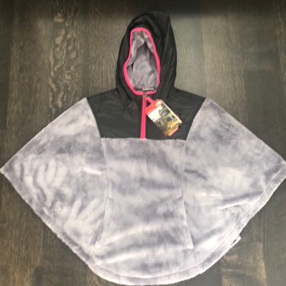 The north face girls also poncho size L 14/16